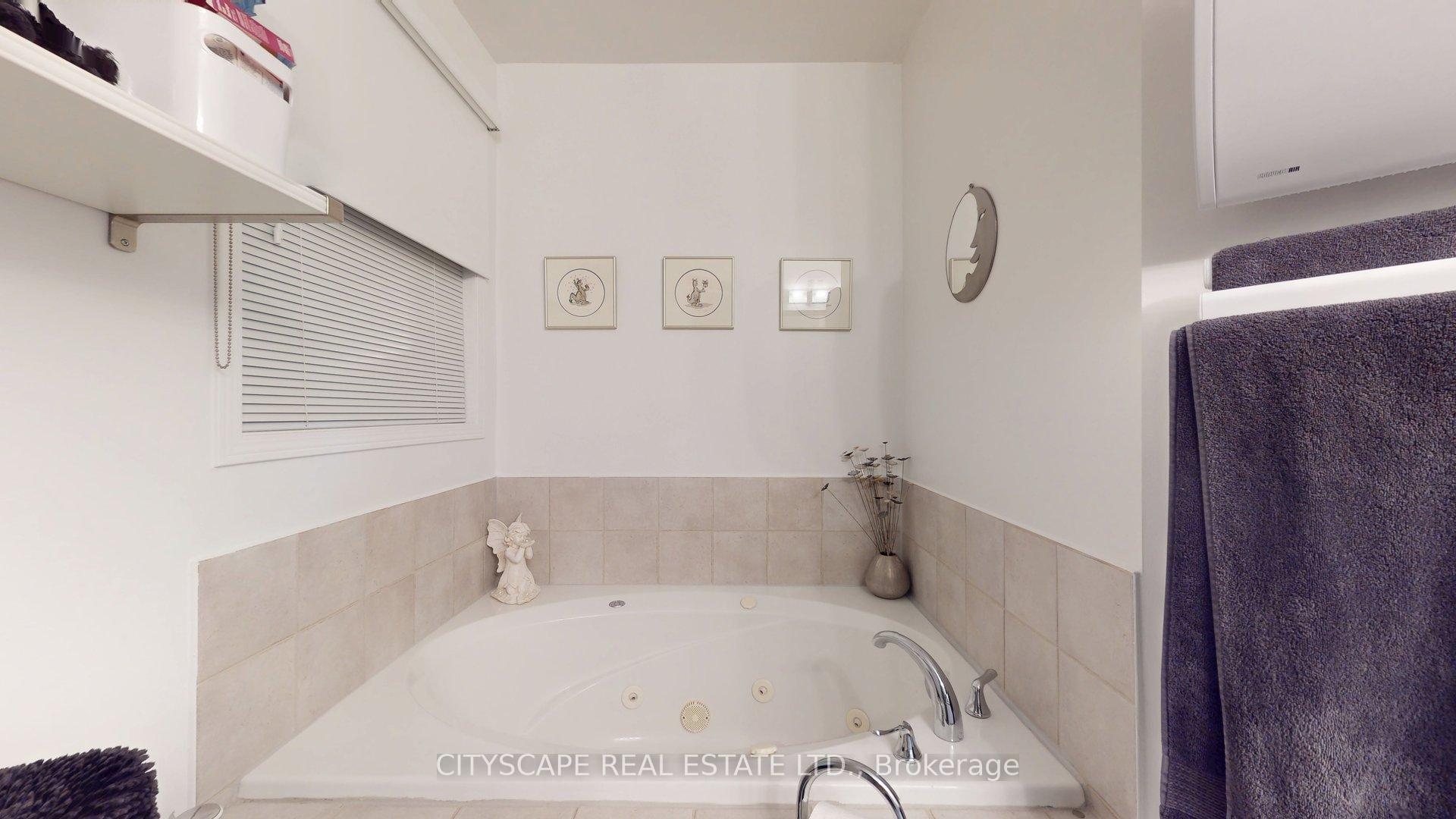 Photo 34 of 22 Windom Road, Toronto, Flemingdon Park — HOMEH