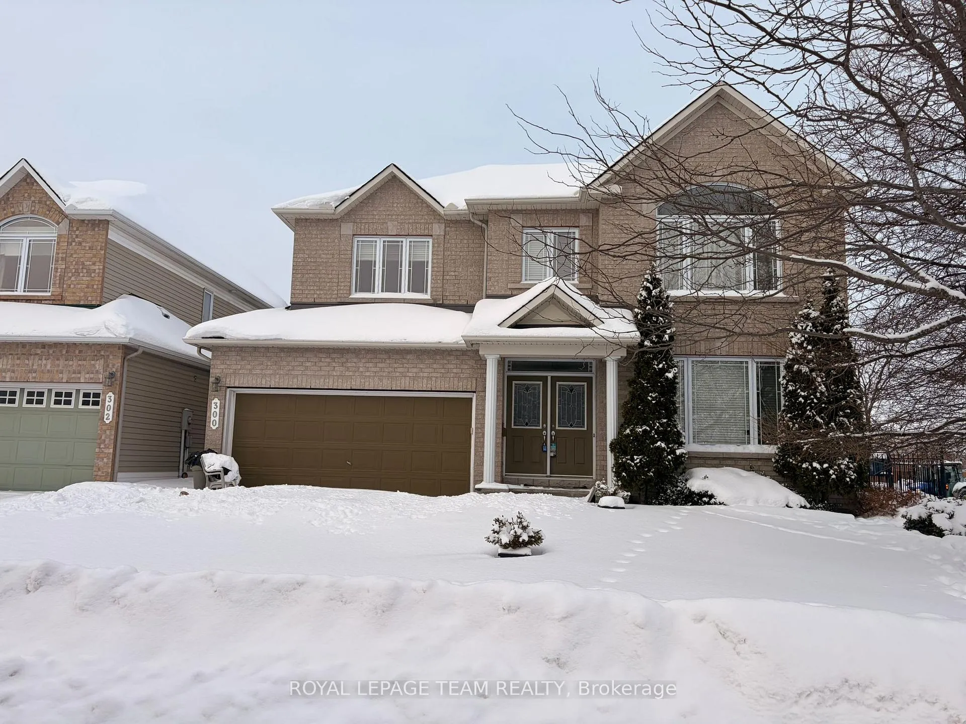 Photo 1 of 300 Fairlakes Way, Ottawa, Avalon East — HOMEH