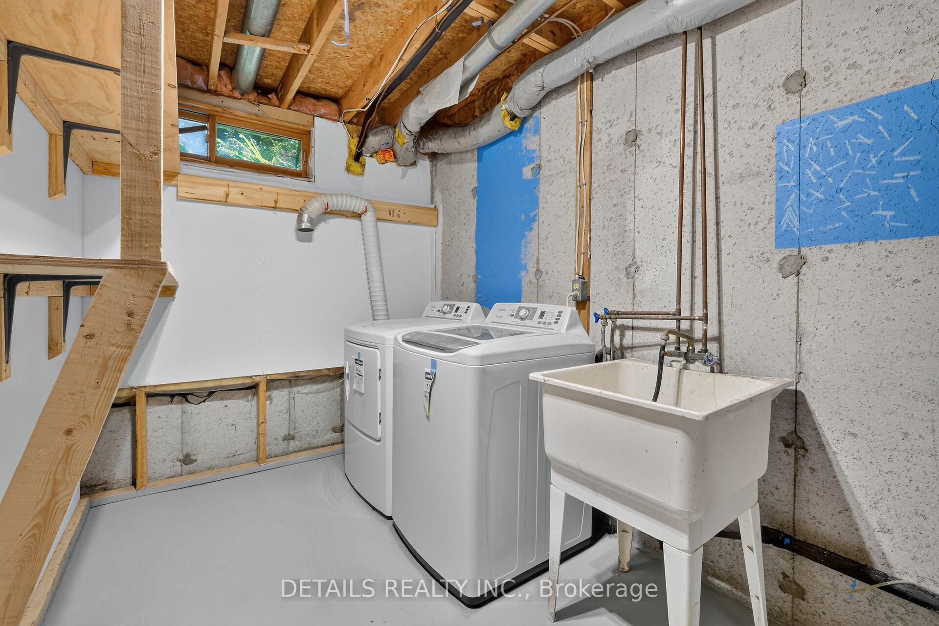 Photo 36 of 122 Ashpark Crescent, Ottawa, Hunt Club Park/Greenboro — HOMEH