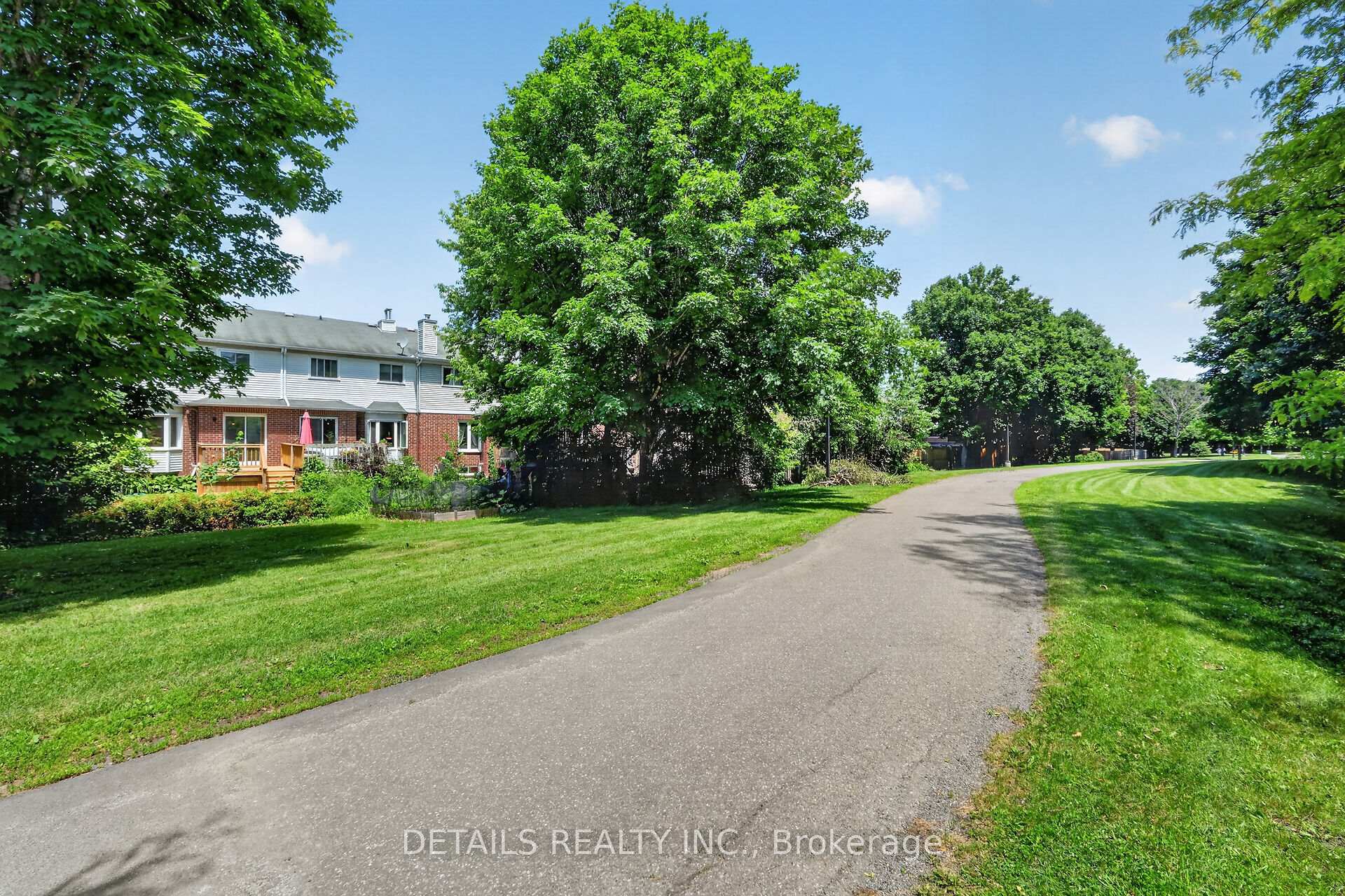 Photo 42 of 122 Ashpark Crescent, Ottawa, Hunt Club Park/Greenboro — HOMEH