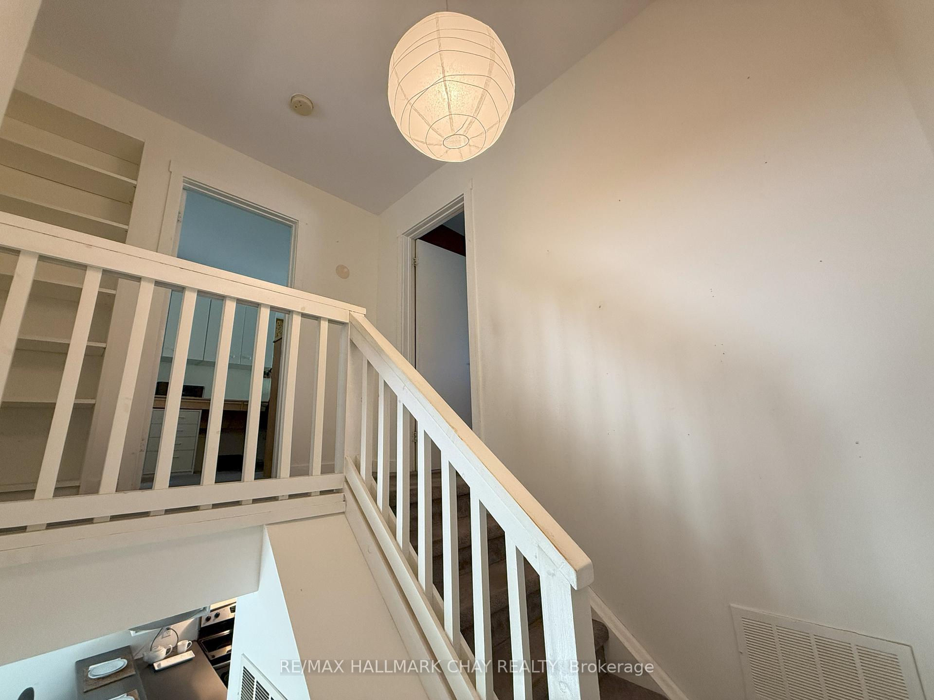 Photo 6 of Unit 18, 128 Escarpment Crescent, Collingwood — HOMEH