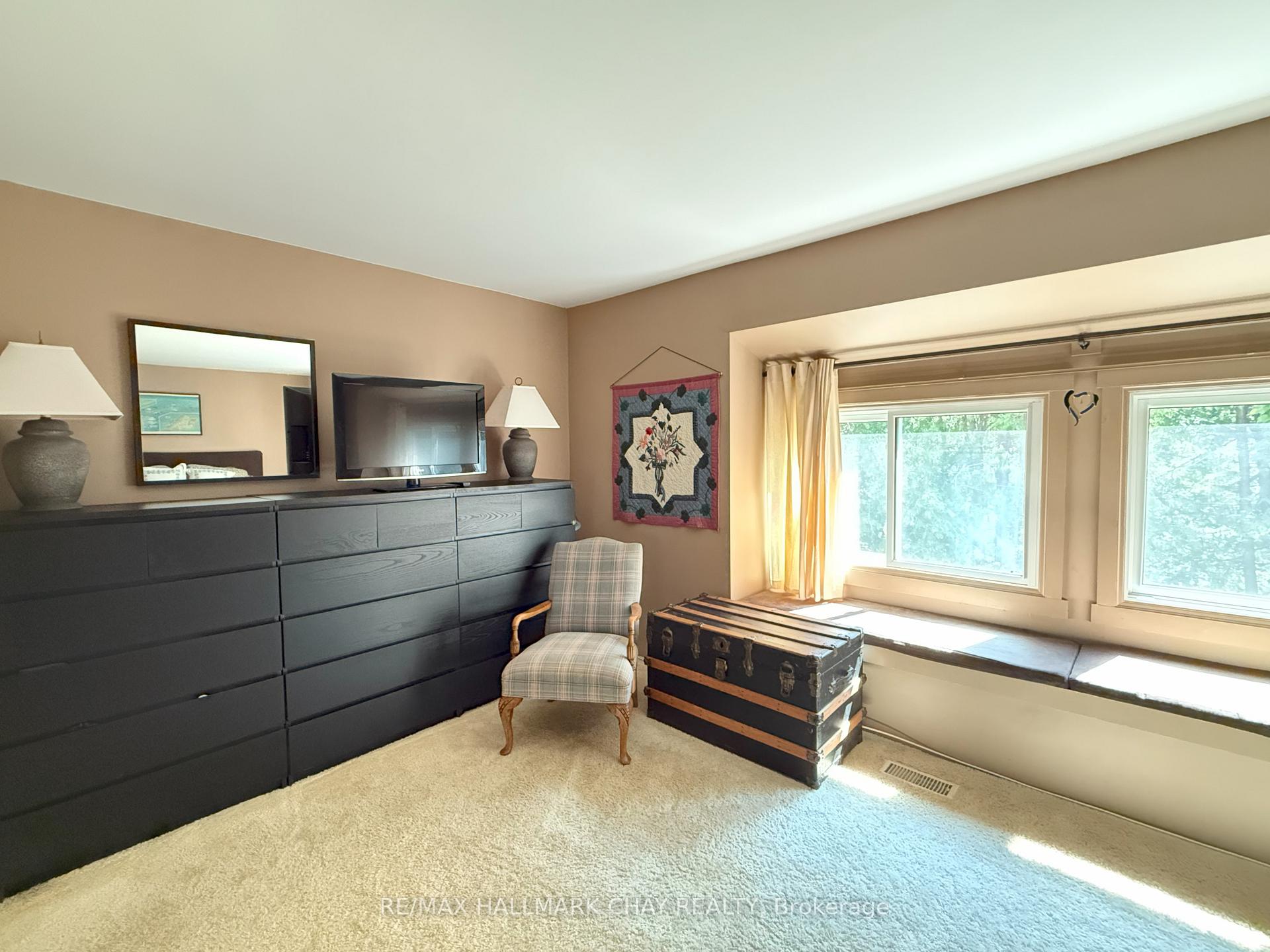Photo 8 of Unit 18, 128 Escarpment Crescent, Collingwood — HOMEH
