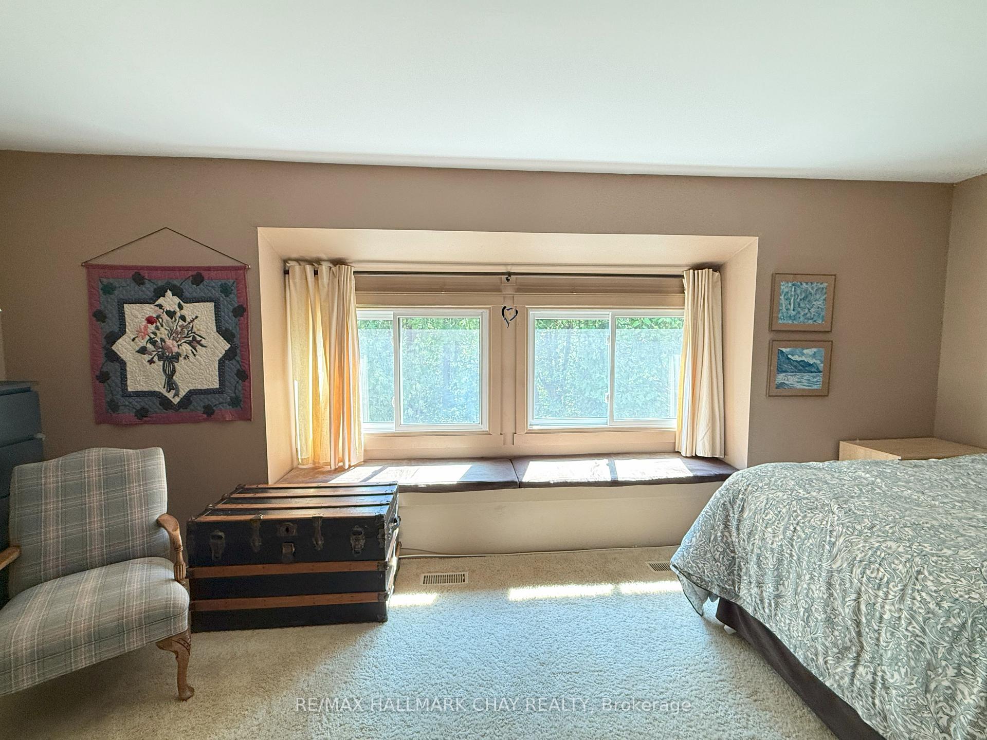 Photo 9 of Unit 18, 128 Escarpment Crescent, Collingwood — HOMEH