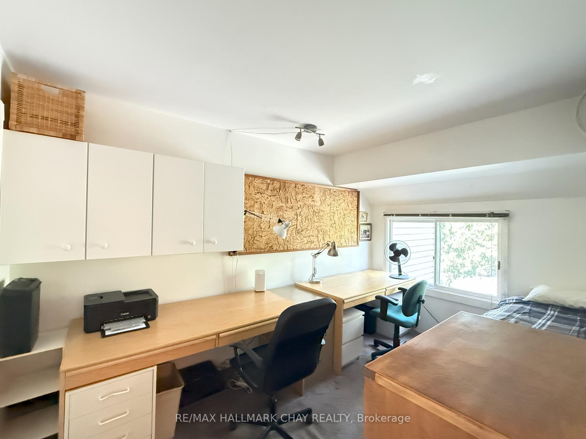 Photo 11 of Unit 18, 128 Escarpment Crescent, Collingwood — HOMEH