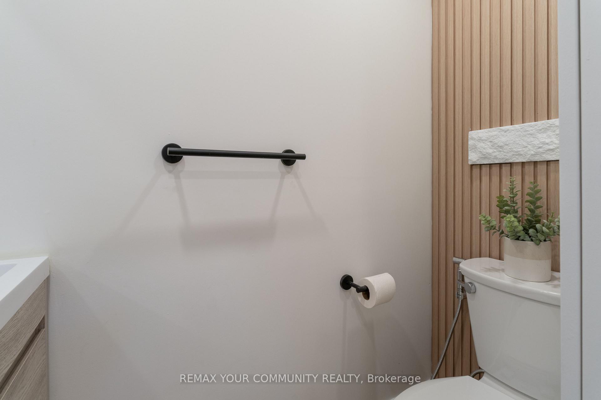 Photo 16 of 184 Stirton Street, Hamilton, Gibson — HOMEH