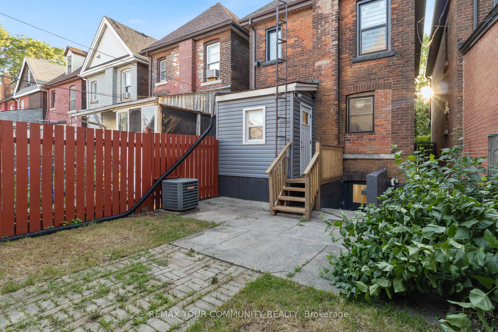 Photo 33 of 184 Stirton Street, Hamilton, Gibson — HOMEH