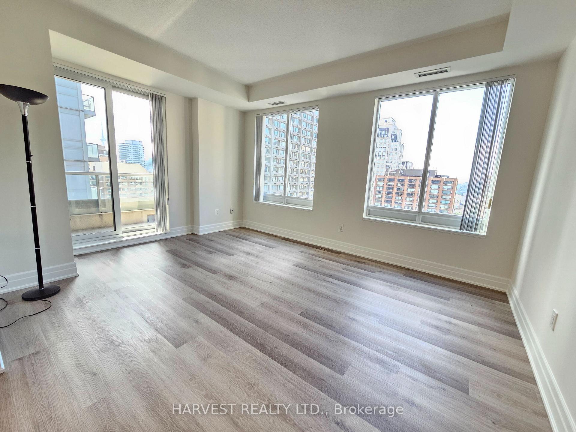 Photo 7 of Unit 2009, 35 Balmuto Street, Toronto, Bay Street Corridor — HOMEH