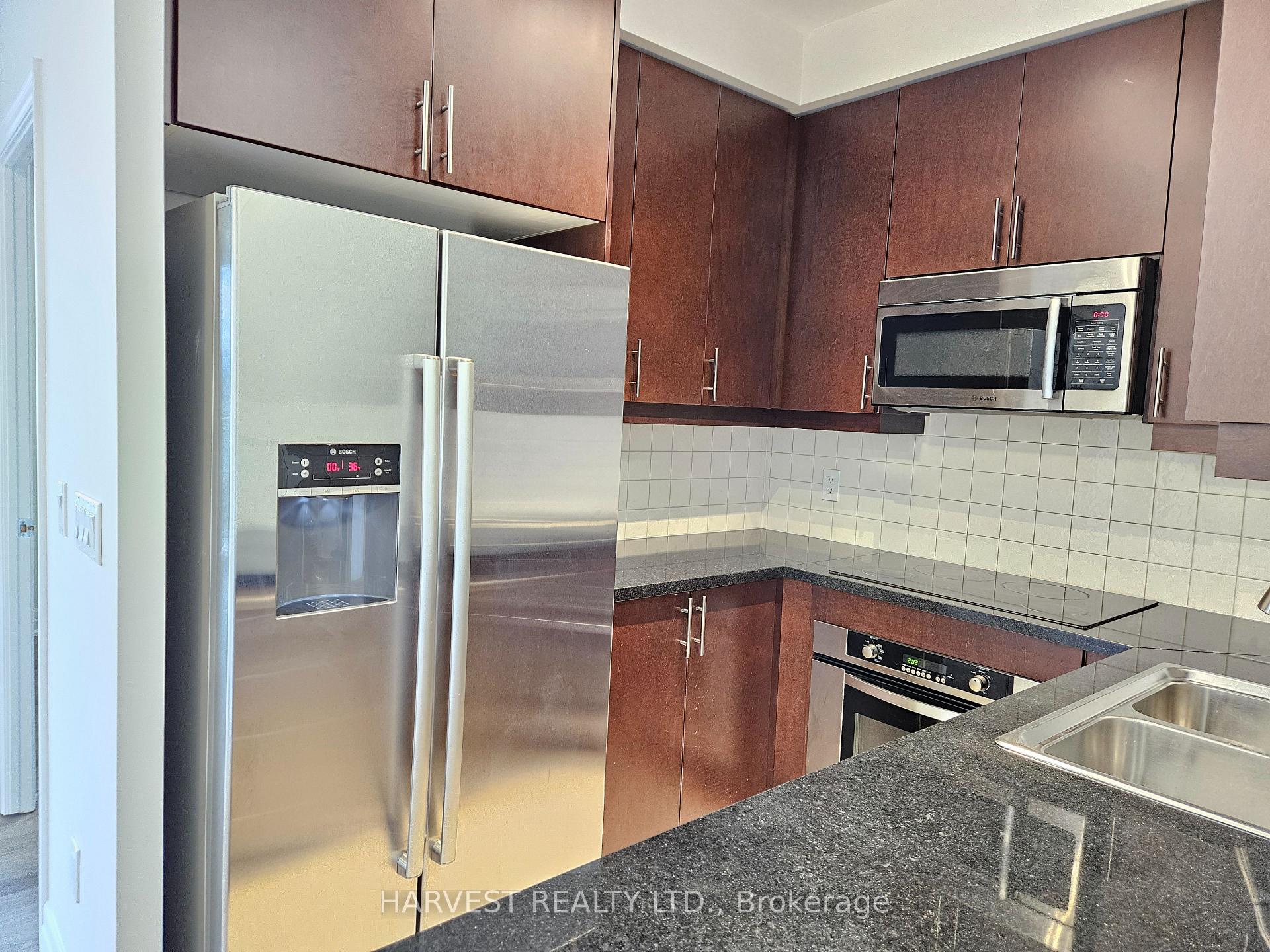 Photo 9 of Unit 2009, 35 Balmuto Street, Toronto, Bay Street Corridor — HOMEH