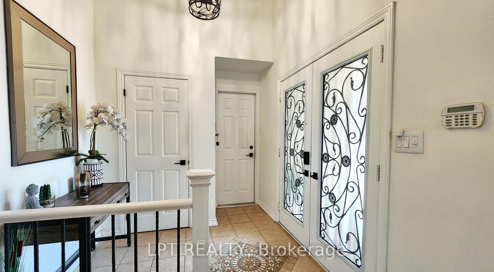 Photo 5 of 34 Noam Drive, Barrie, Sunnidale — HOMEH