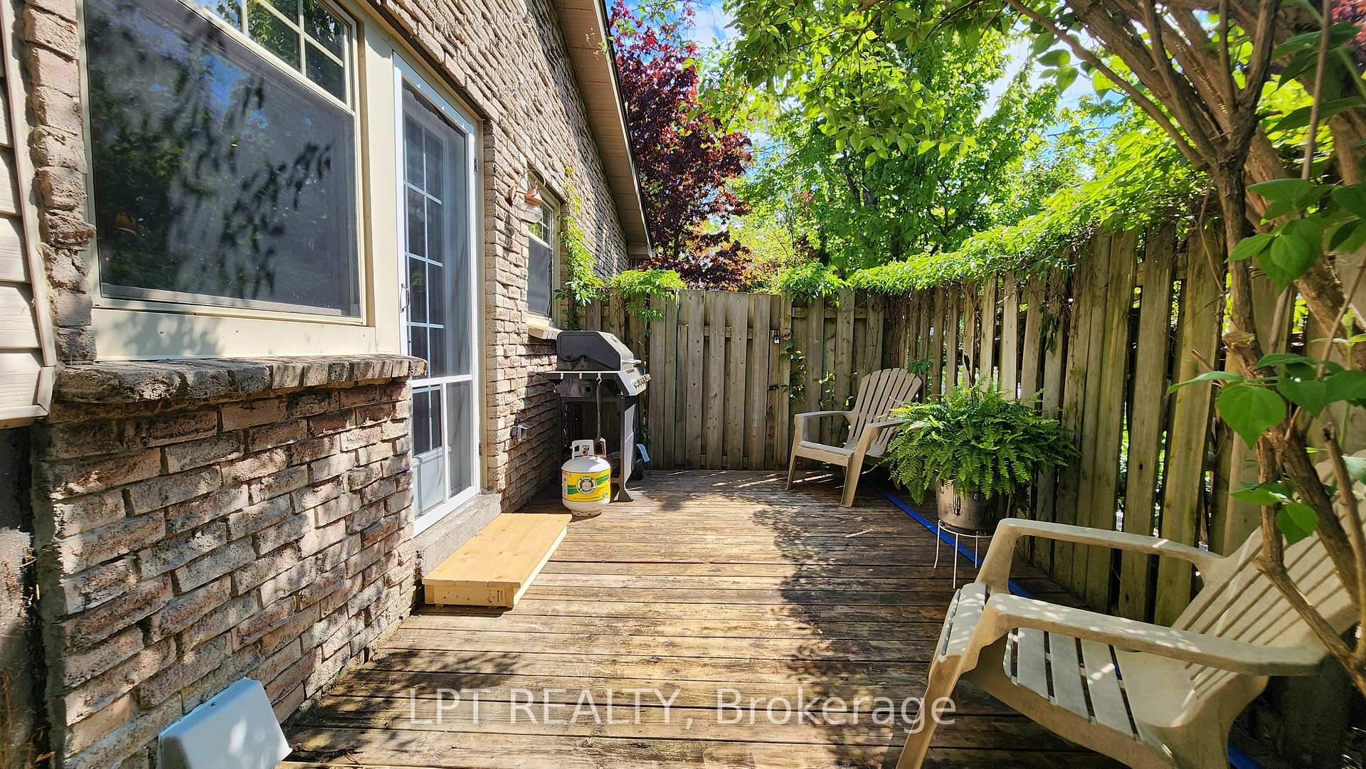Photo 15 of 34 Noam Drive, Barrie, Sunnidale — HOMEH