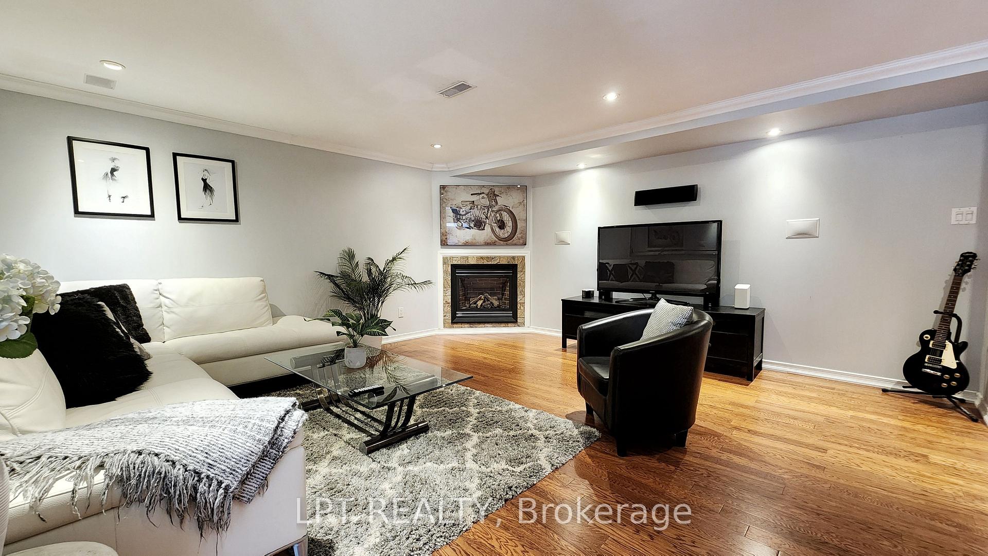 Photo 25 of 34 Noam Drive, Barrie, Sunnidale — HOMEH