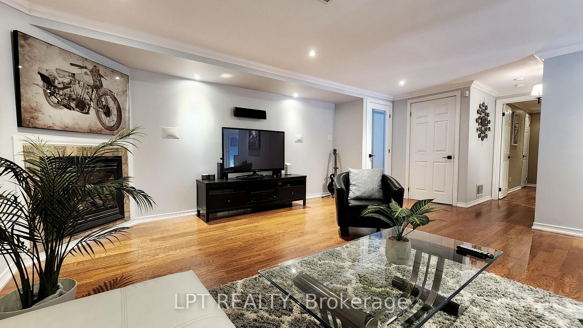 Photo 26 of 34 Noam Drive, Barrie, Sunnidale — HOMEH