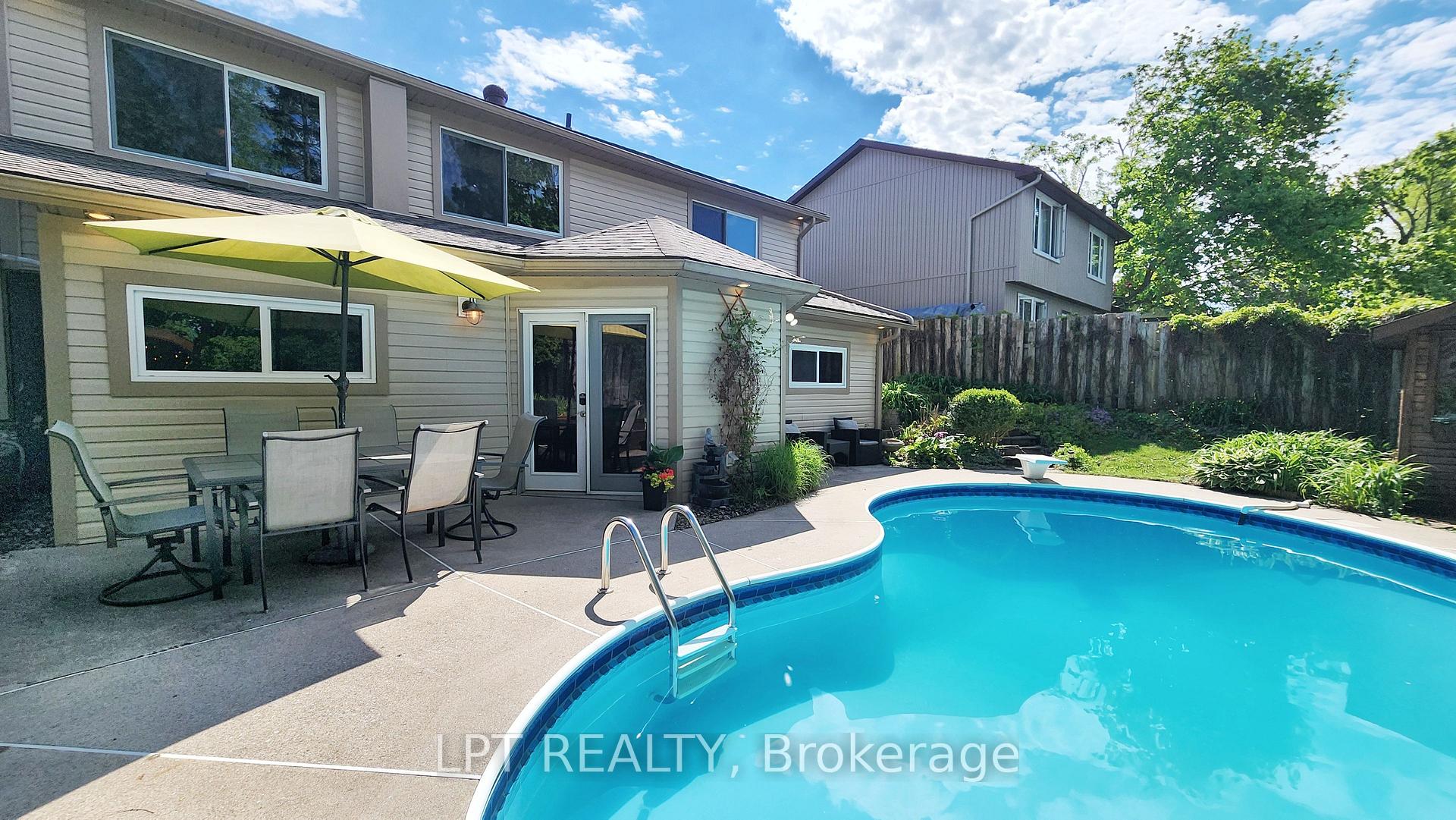 Photo 35 of 34 Noam Drive, Barrie, Sunnidale — HOMEH