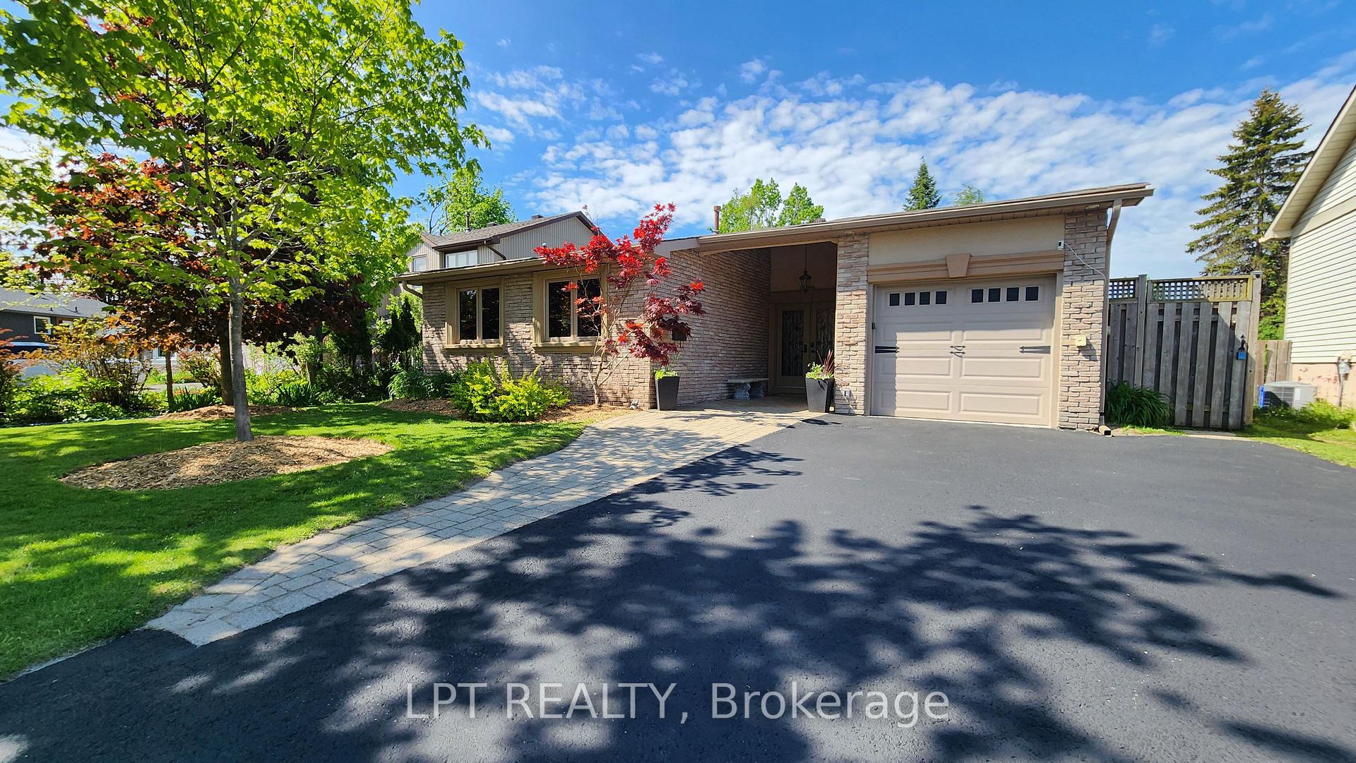 Photo 38 of 34 Noam Drive, Barrie, Sunnidale — HOMEH
