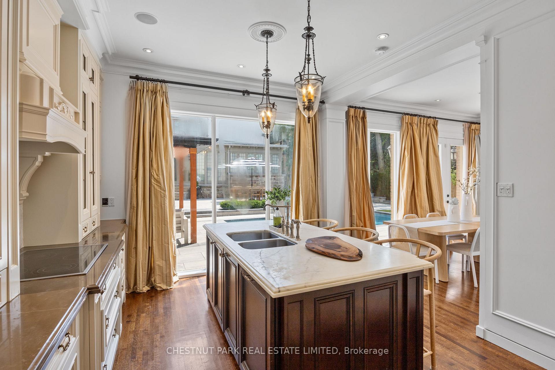 Photo 8 of 103 Dunloe Road, Toronto, Forest Hill South — HOMEH