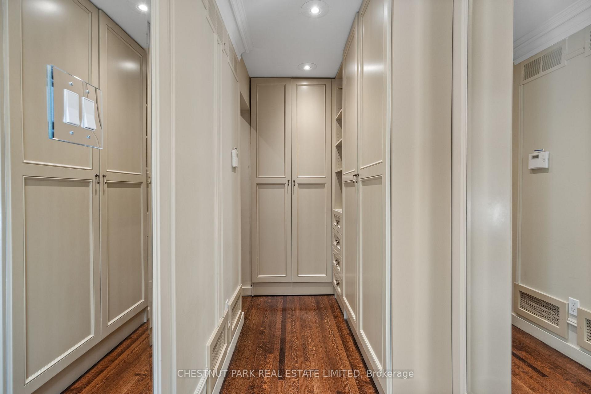 Photo 17 of 103 Dunloe Road, Toronto, Forest Hill South — HOMEH