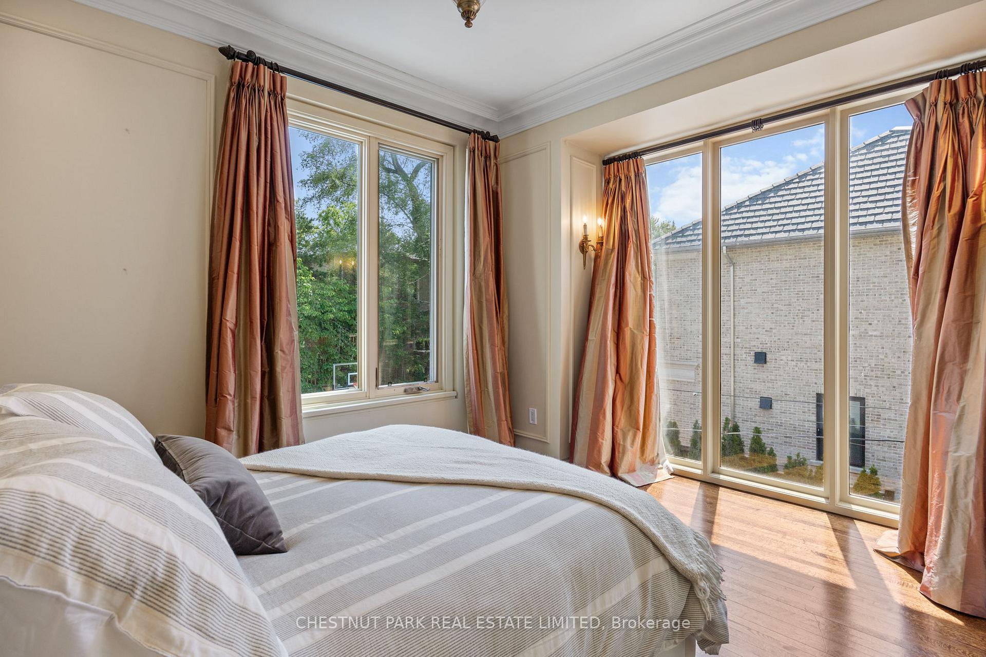 Photo 20 of 103 Dunloe Road, Toronto, Forest Hill South — HOMEH