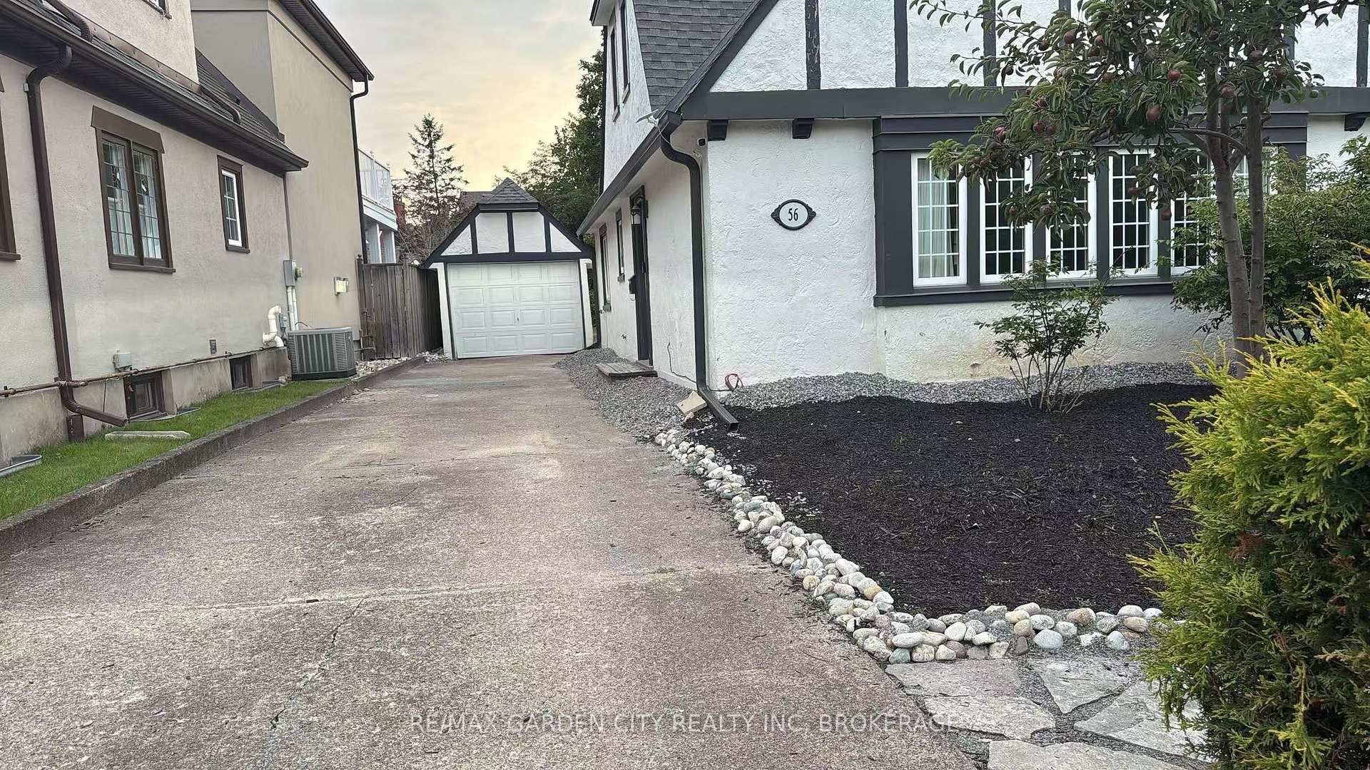 Photo 2 of 56 South Drive, St. Catharines, Old Glenridge — HOMEH
