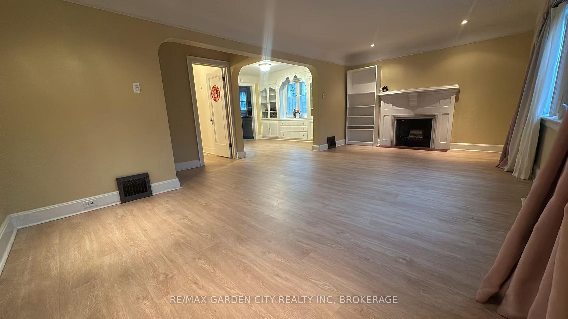 Photo 9 of 56 South Drive, St. Catharines, Old Glenridge — HOMEH