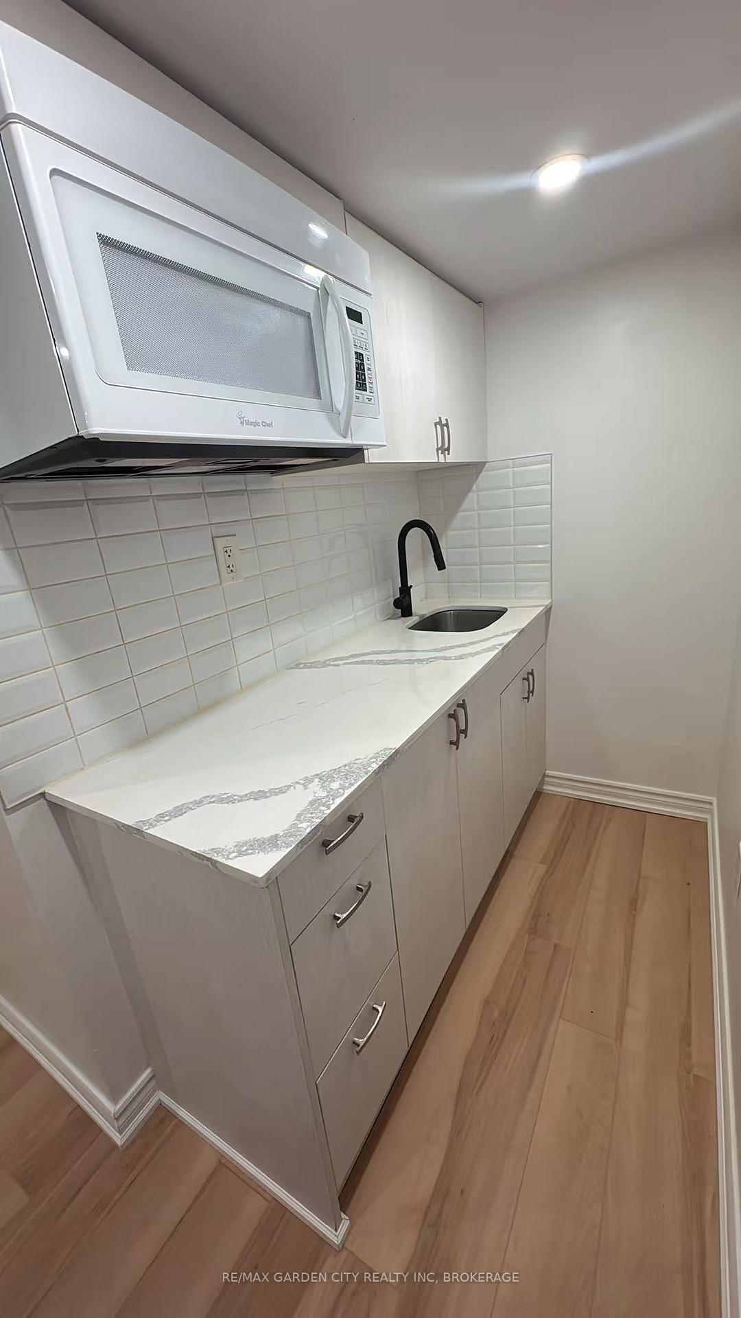 Photo 28 of 56 South Drive, St. Catharines, Old Glenridge — HOMEH