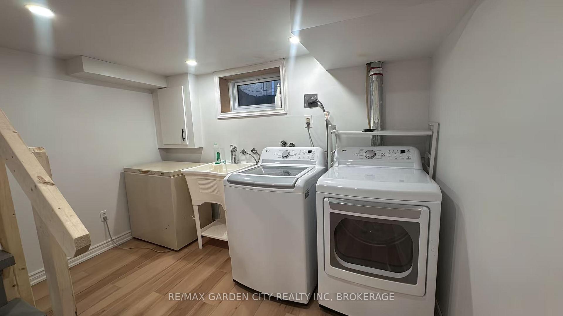 Photo 29 of 56 South Drive, St. Catharines, Old Glenridge — HOMEH