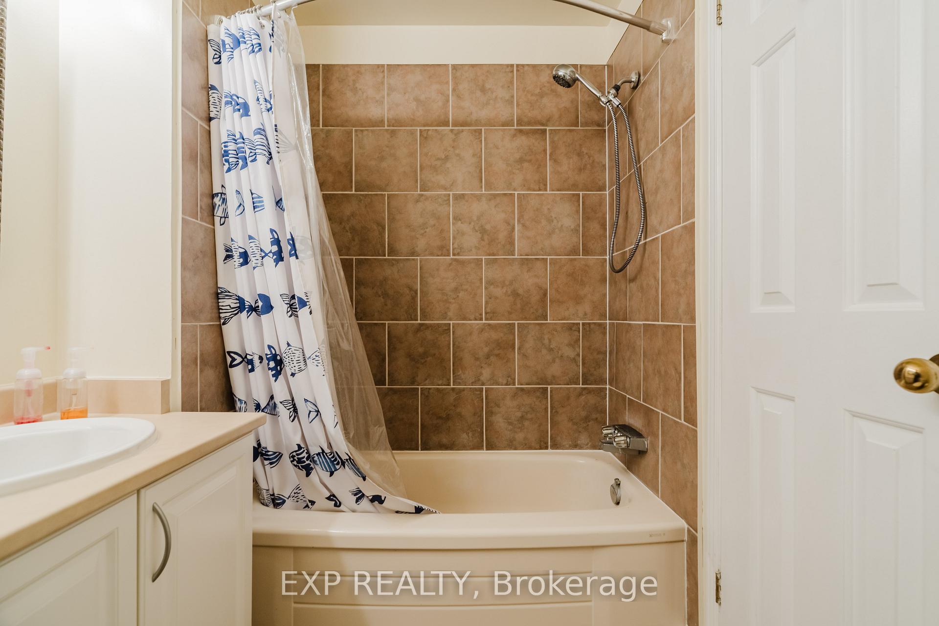 Photo 14 of Unit 29, 6 Forsyth Lane, Ottawa, Crystal Beach — HOMEH