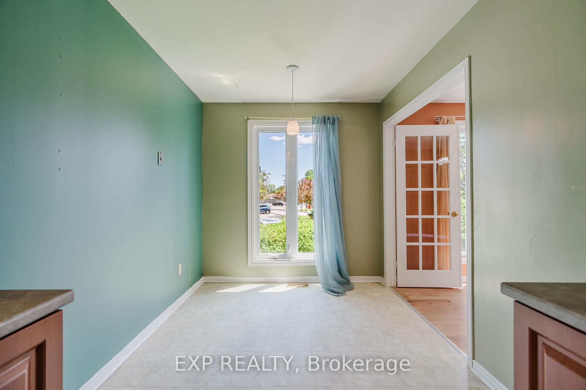 Photo 27 of Unit 29, 6 Forsyth Lane, Ottawa, Crystal Beach — HOMEH