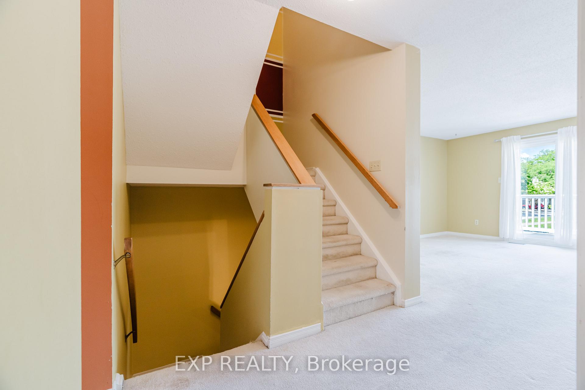Photo 41 of Unit 29, 6 Forsyth Lane, Ottawa, Crystal Beach — HOMEH