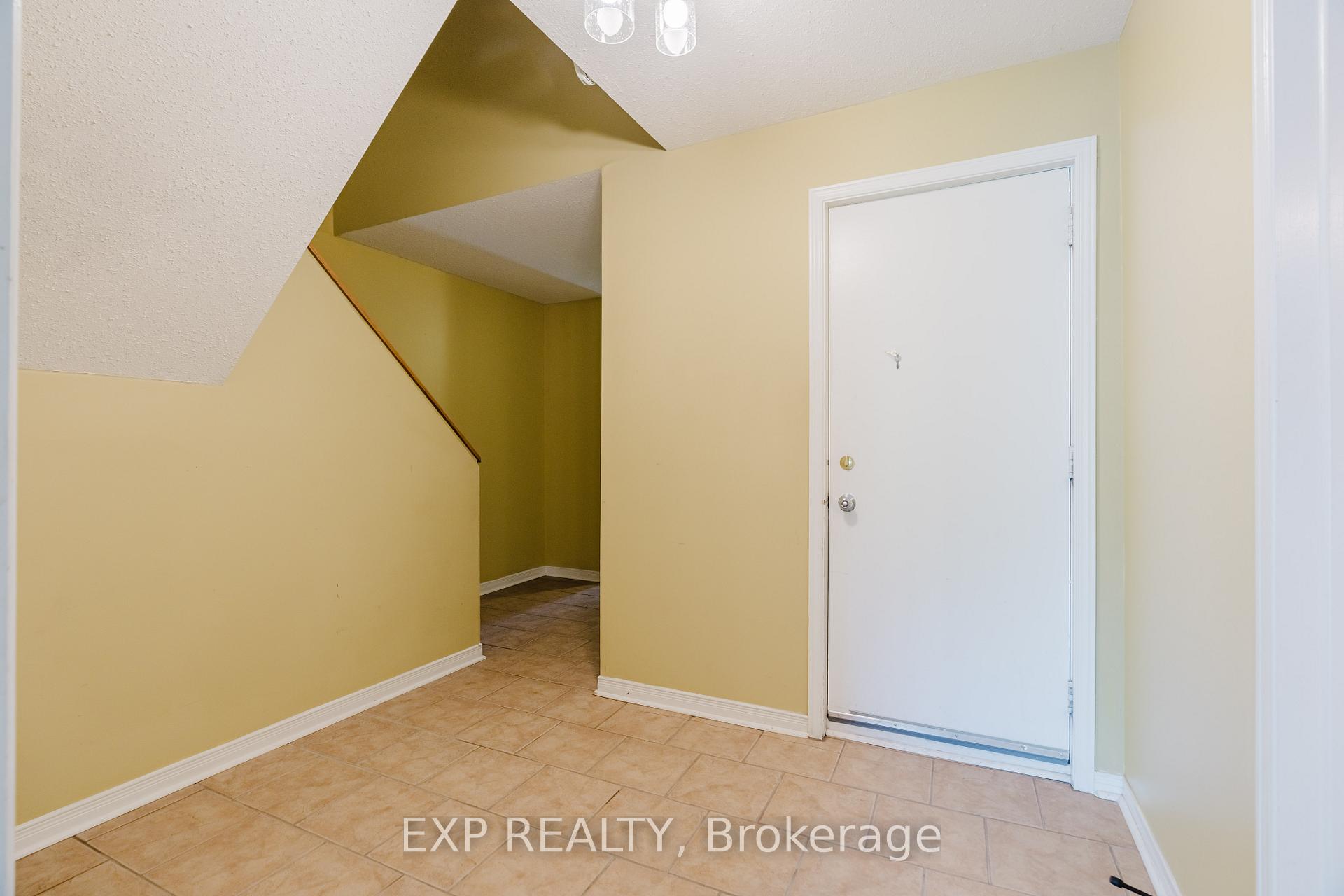 Photo 42 of Unit 29, 6 Forsyth Lane, Ottawa, Crystal Beach — HOMEH