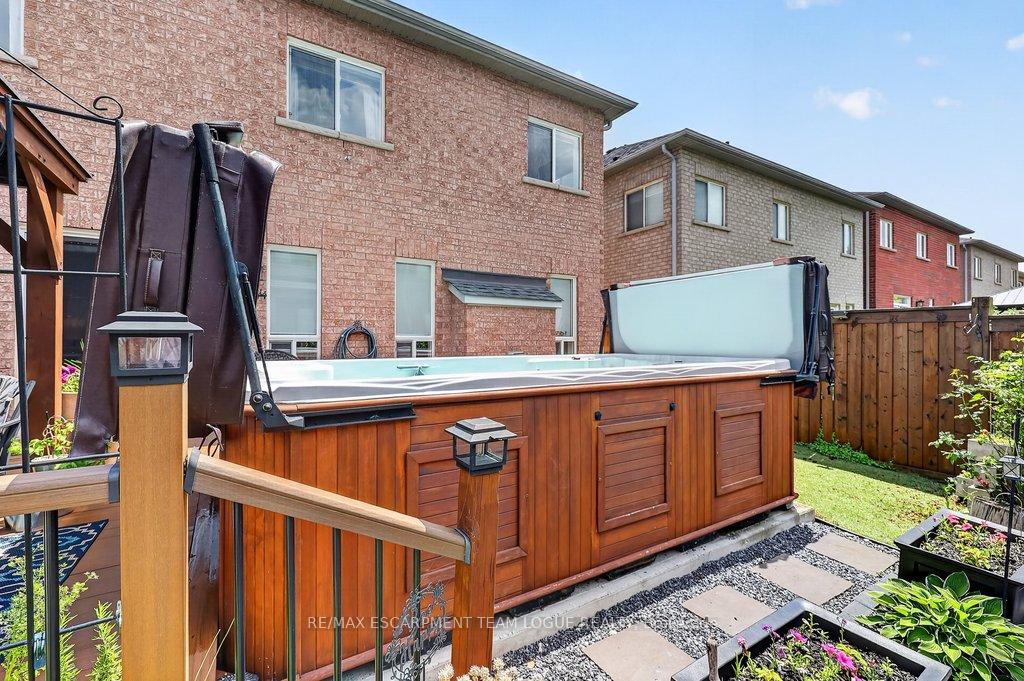 Photo 42 of 5839 Sunmill Crescent, Burlington, Orchard — HOMEH