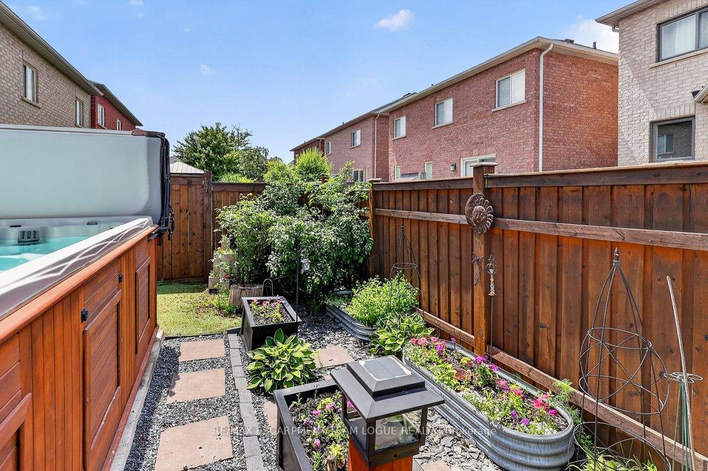 Photo 43 of 5839 Sunmill Crescent, Burlington, Orchard — HOMEH