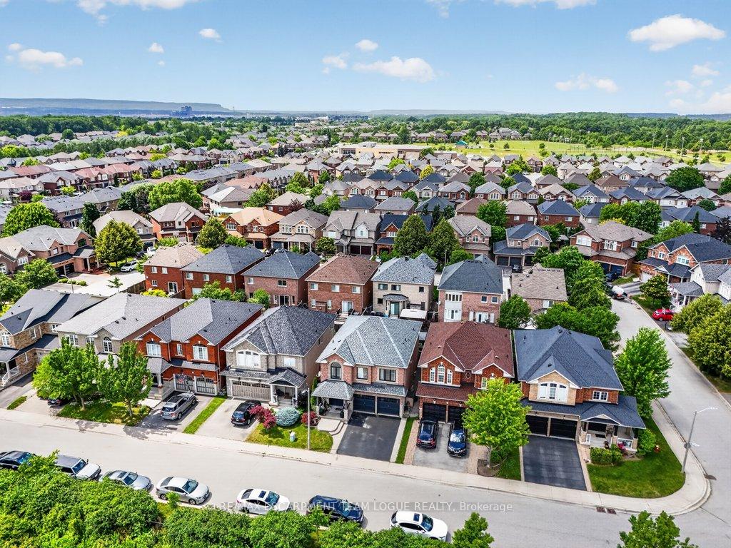 Photo 50 of 5839 Sunmill Crescent, Burlington, Orchard — HOMEH