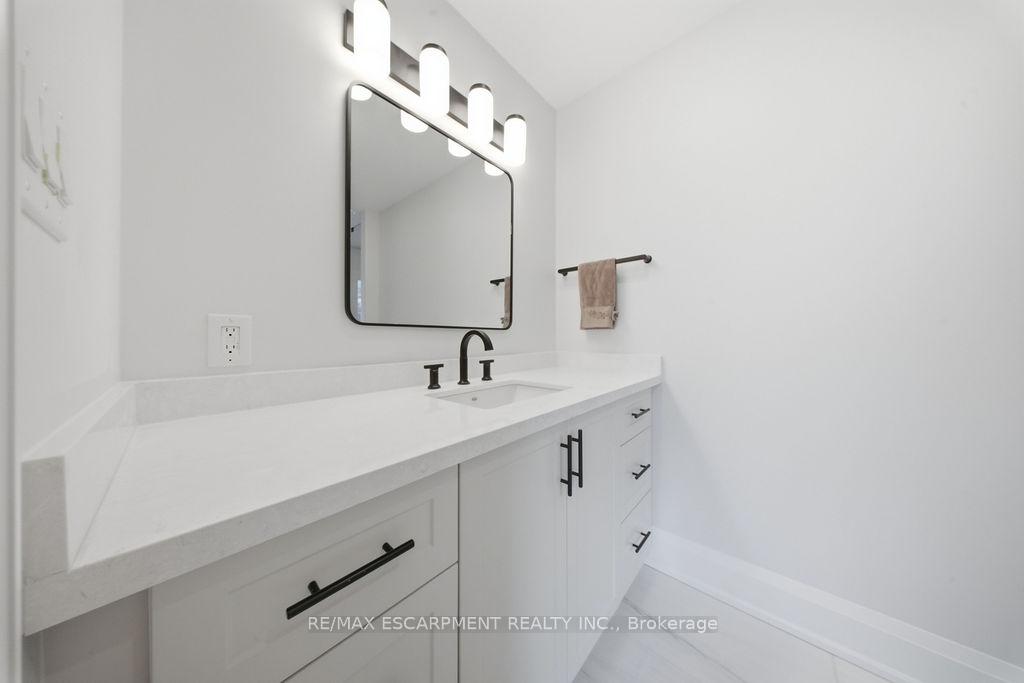 Photo 33 of 62 Jeremy Street, Hamilton, Jerome — HOMEH
