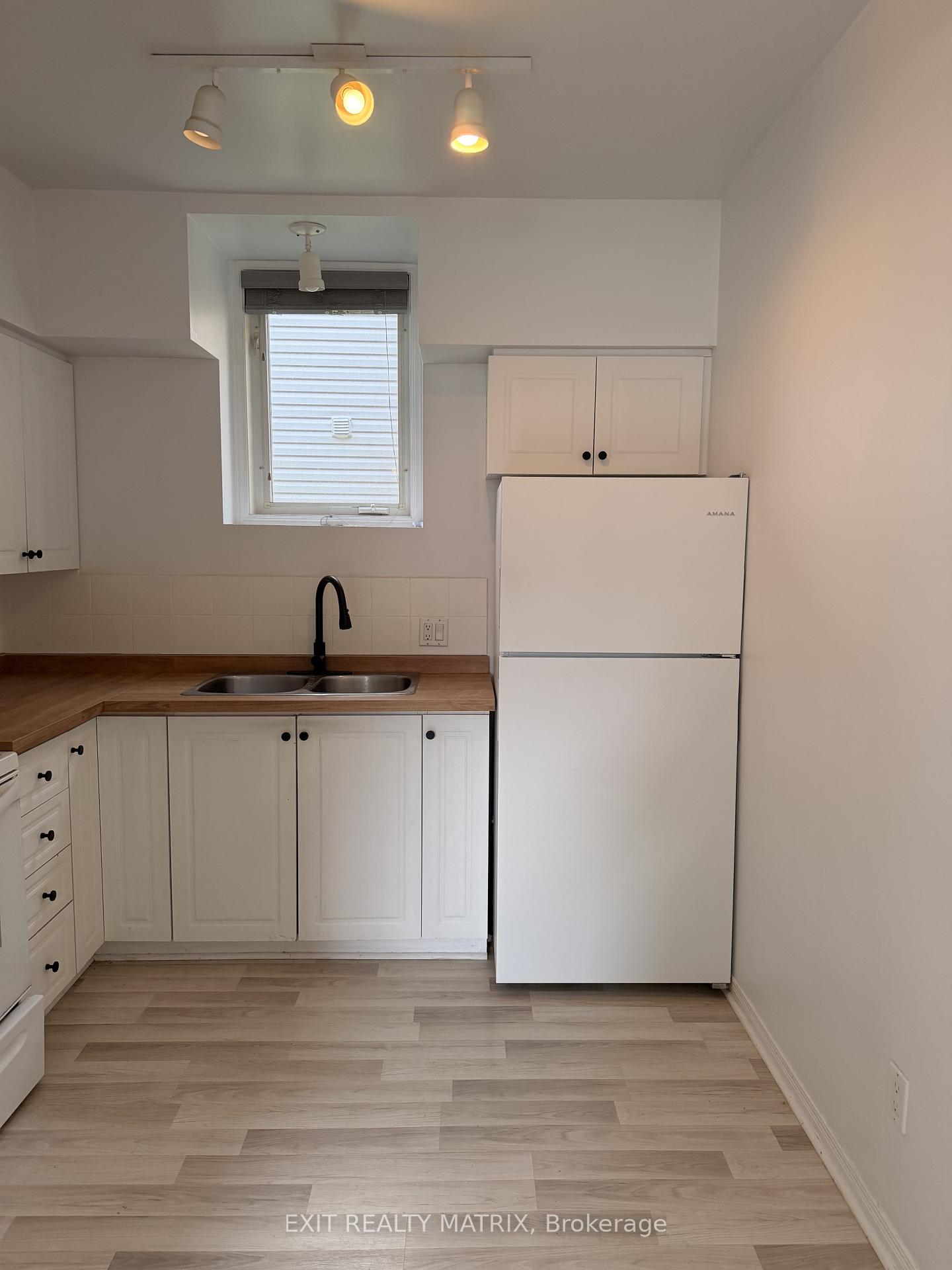 Photo 11 of Unit B, 239 Stiver Street, Russell, Village of Russell — HOMEH