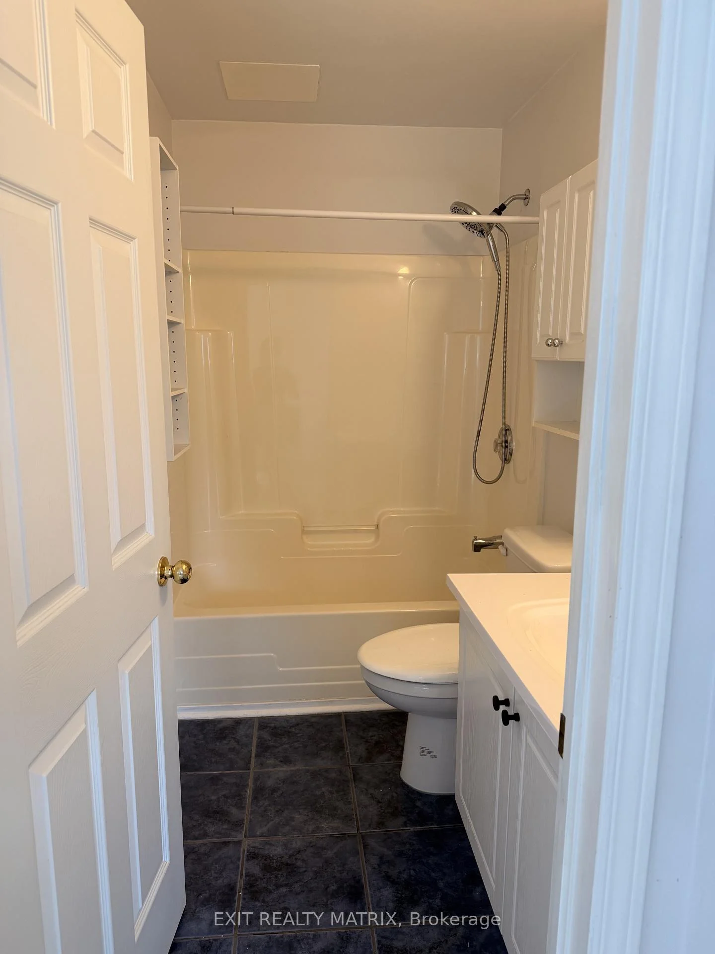 Photo 12 of Unit B, 239 Stiver Street, Russell, Village of Russell — HOMEH