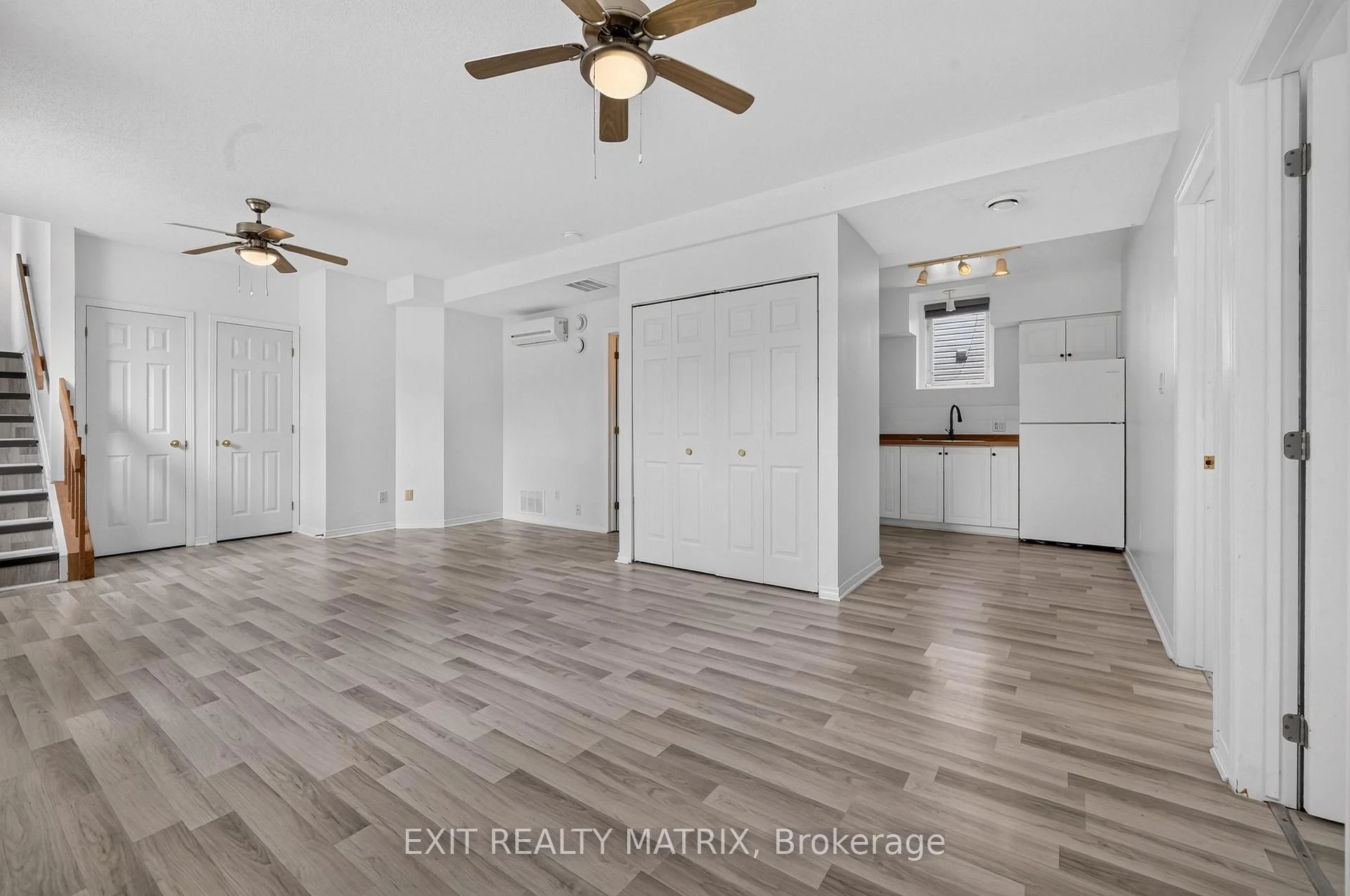 Photo 26 of Unit B, 239 Stiver Street, Russell, Village of Russell — HOMEH