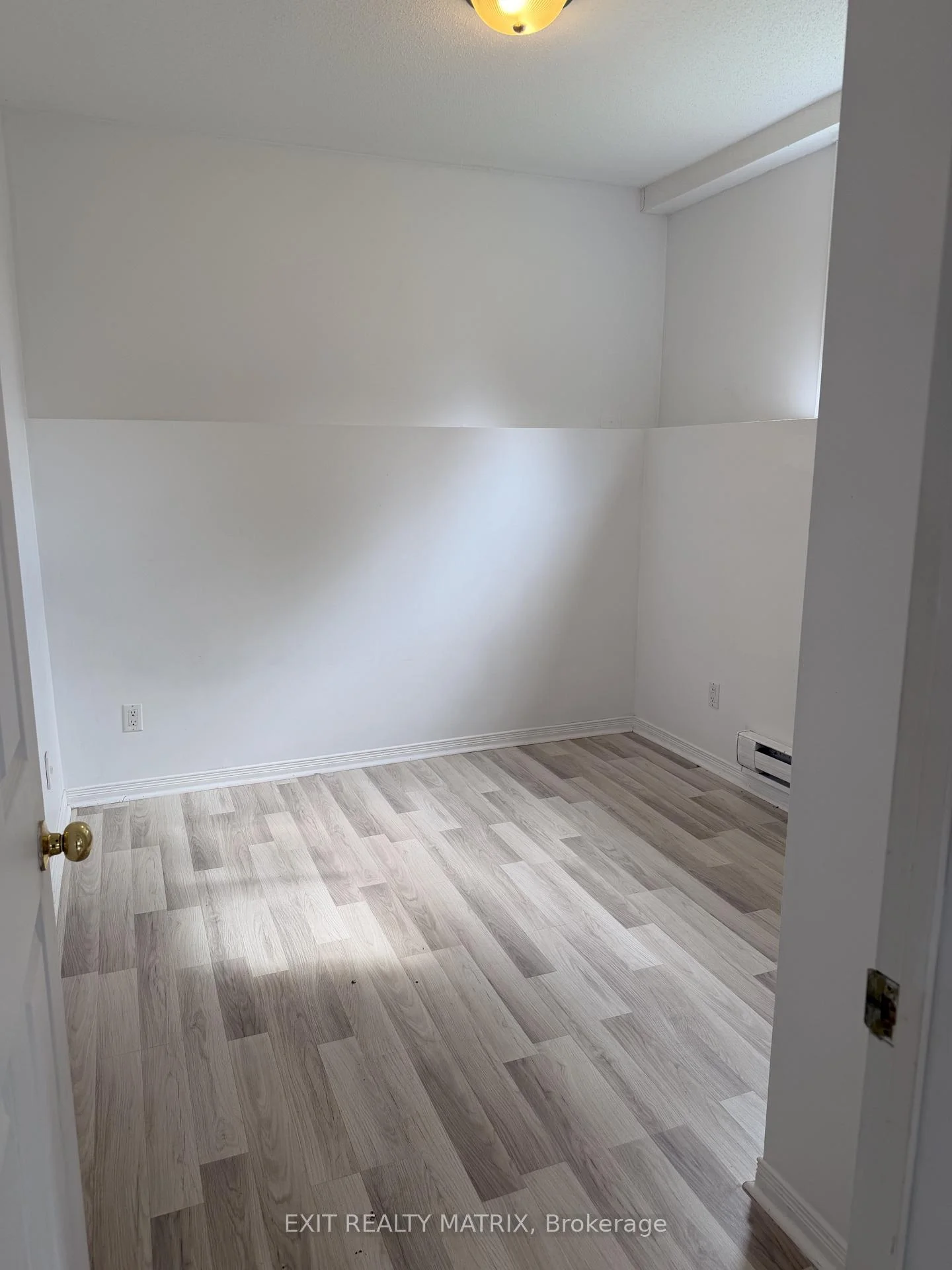 Photo 28 of Unit B, 239 Stiver Street, Russell, Village of Russell — HOMEH