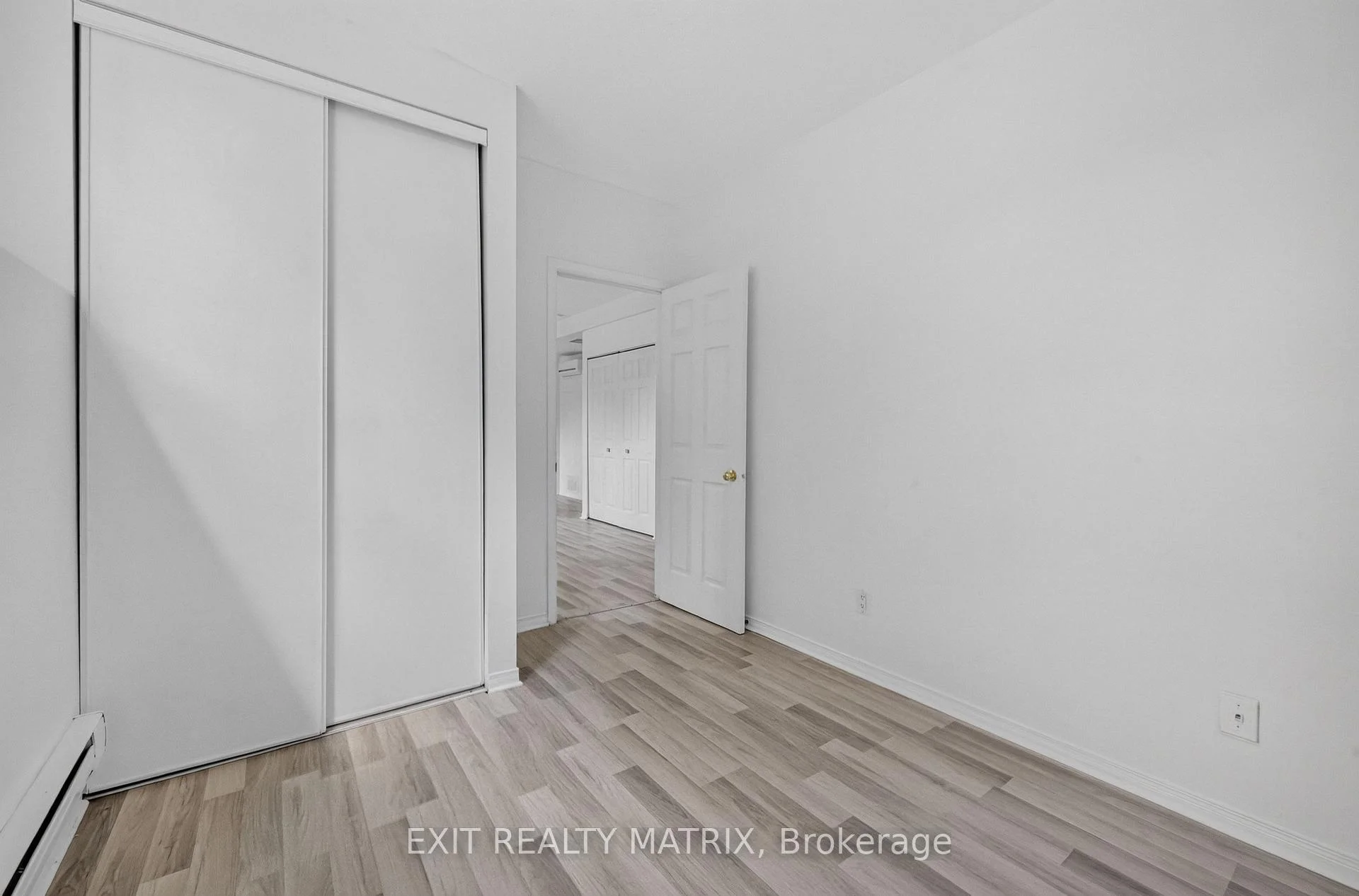Photo 31 of Unit B, 239 Stiver Street, Russell, Village of Russell — HOMEH