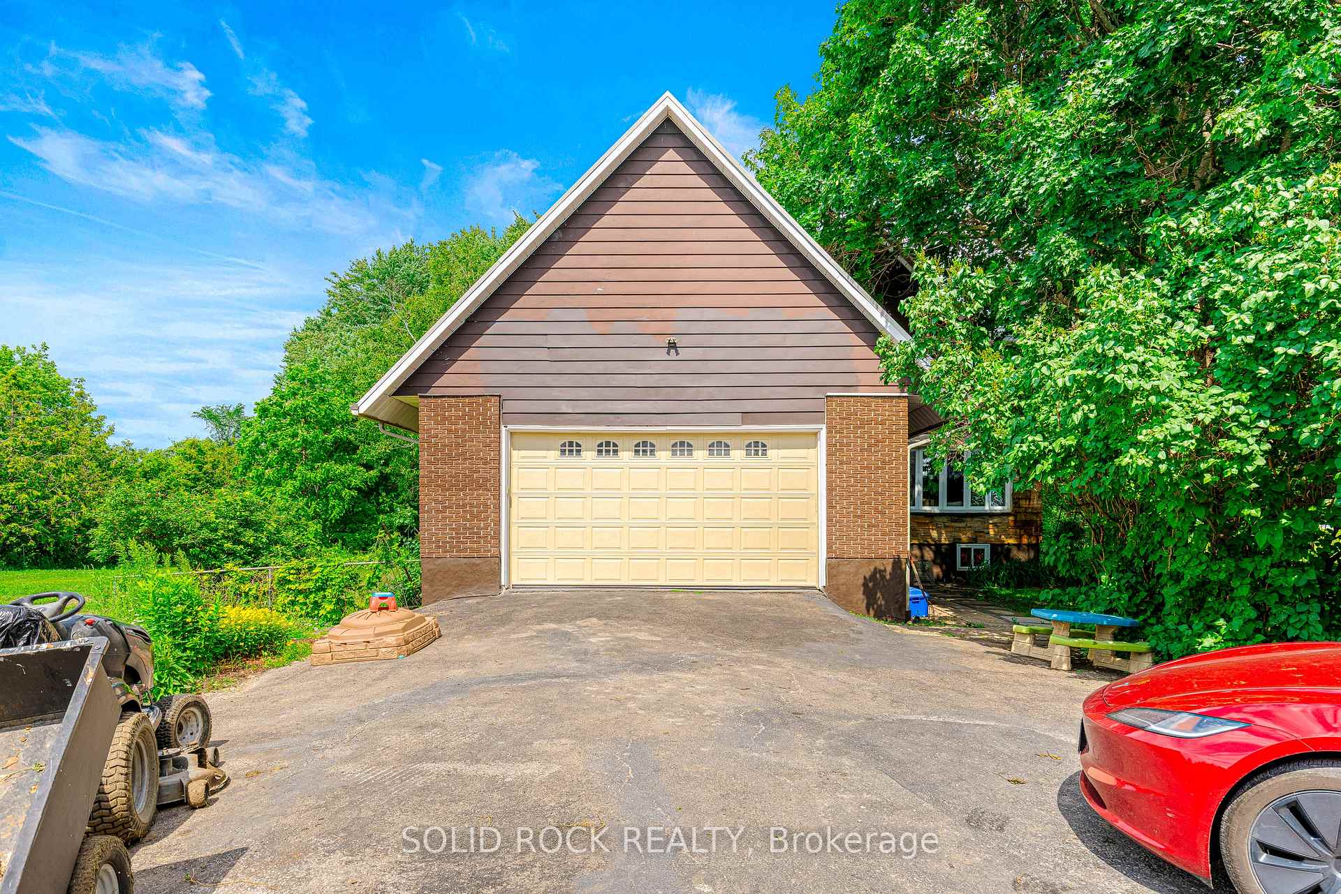 Photo 4 of 10106 Dixie Road E, Elizabethtown-Kitley, Elizabethtown Kitley (Old Kitley) Twp — HOMEH