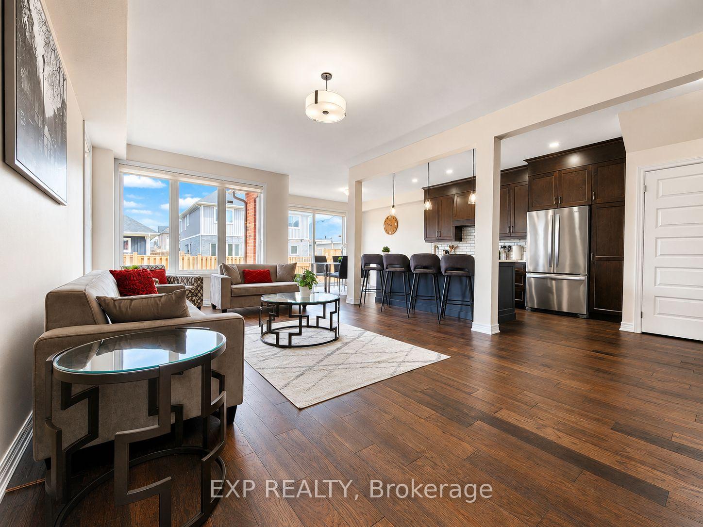 Photo 6 of 137 Susan Drive, Pelham, Fonthill — HOMEH