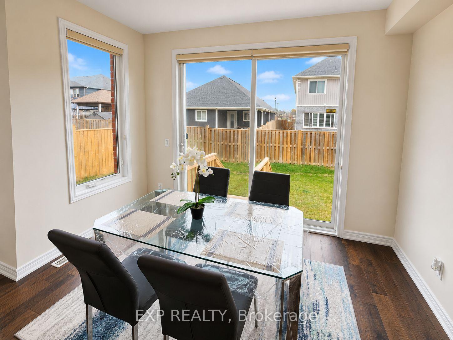 Photo 10 of 137 Susan Drive, Pelham, Fonthill — HOMEH