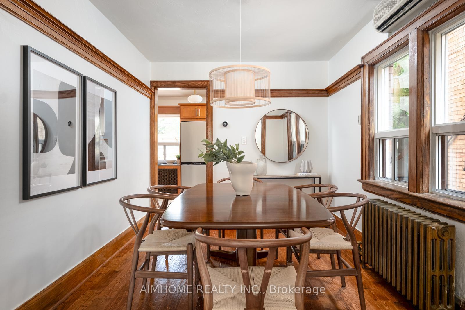Photo 5 of 40 Kings Park Boulevard, Toronto, Danforth Village-East York — HOMEH