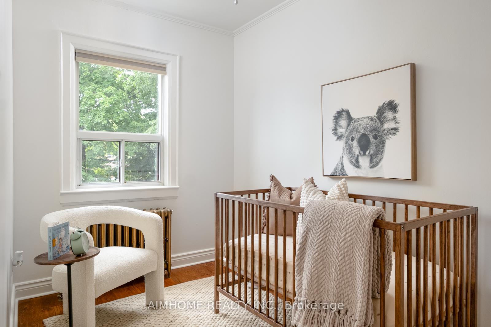 Photo 9 of 40 Kings Park Boulevard, Toronto, Danforth Village-East York — HOMEH