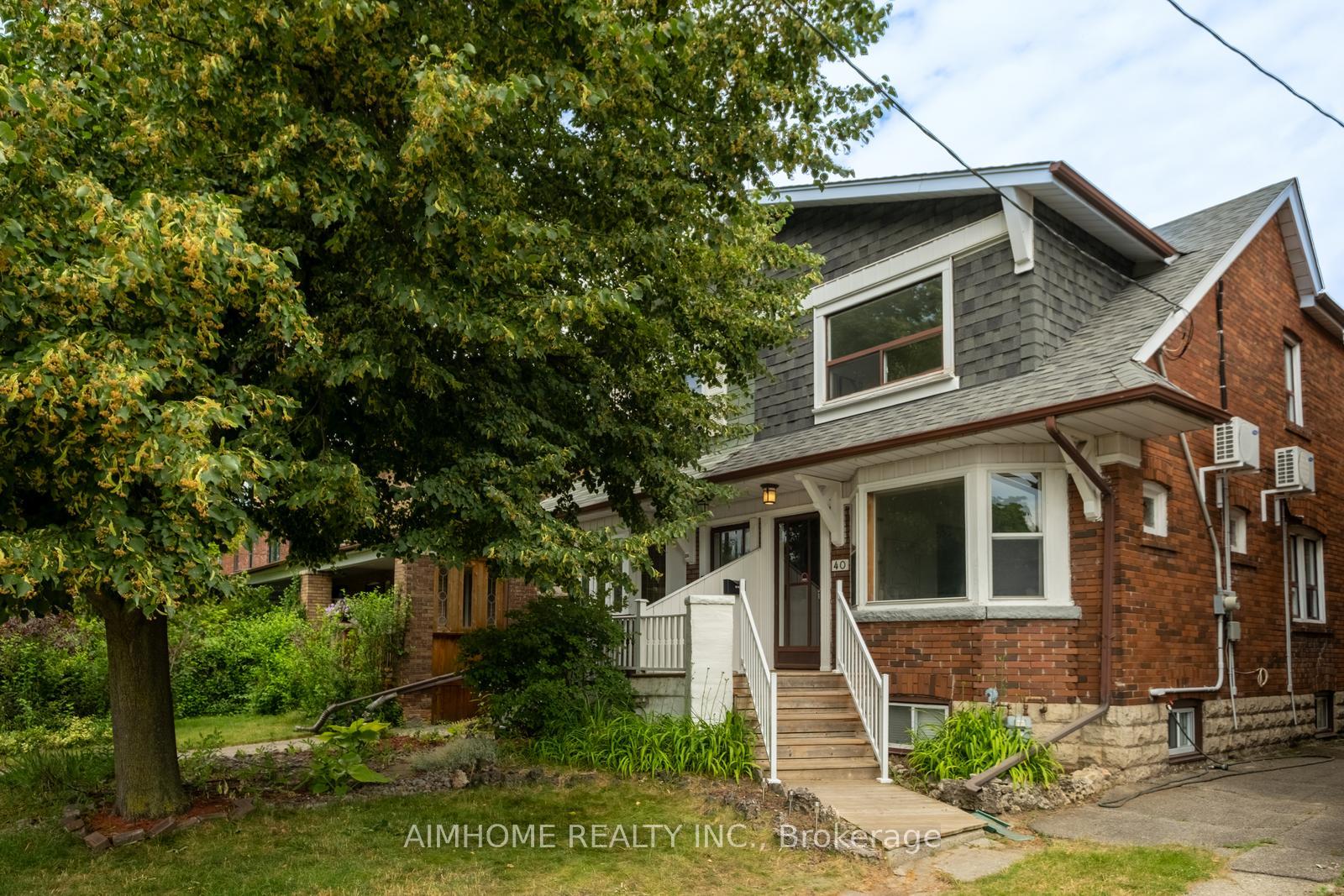 Photo 24 of 40 Kings Park Boulevard, Toronto, Danforth Village-East York — HOMEH