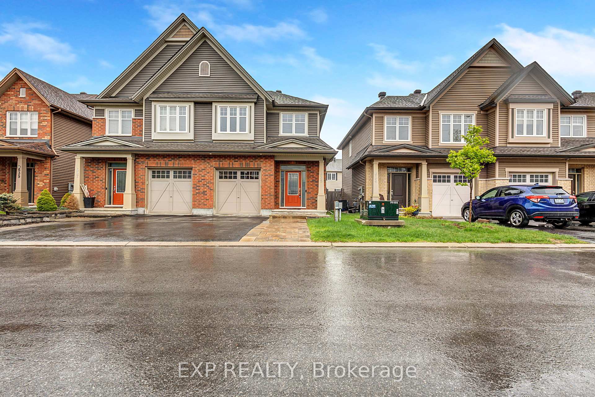 Photo 1 of 635 Moorpark Avenue, Ottawa, Kanata - Emerald Meadows/Trailwest — HOMEH