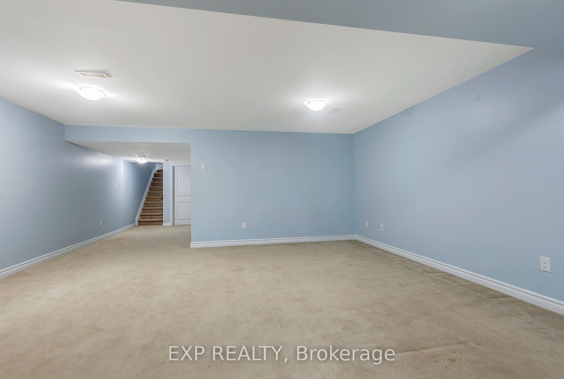 Photo 17 of 635 Moorpark Avenue, Ottawa, Kanata - Emerald Meadows/Trailwest — HOMEH
