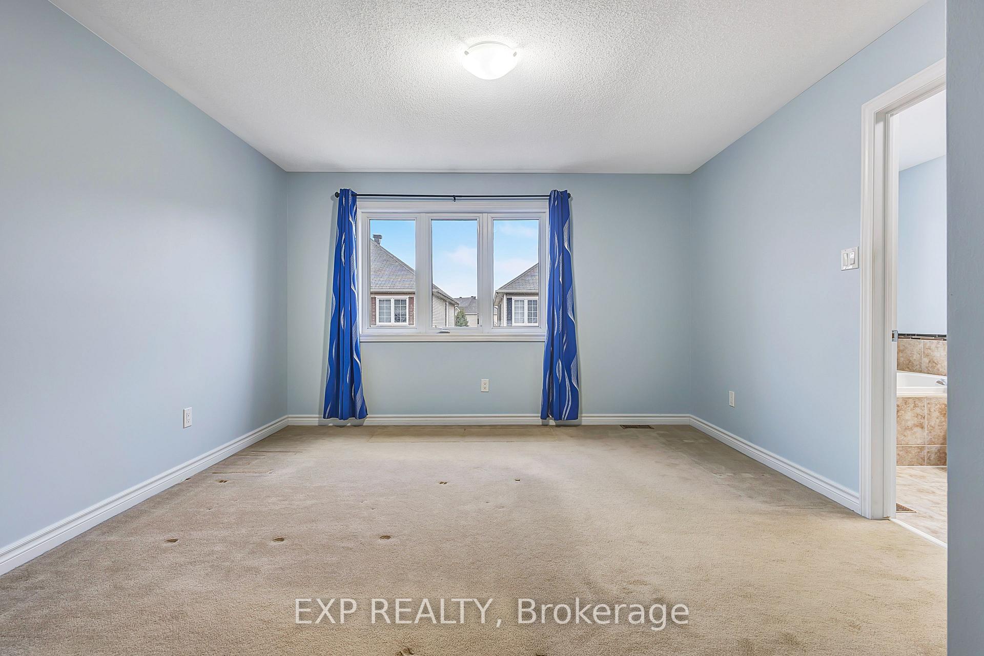 Photo 28 of 635 Moorpark Avenue, Ottawa, Kanata - Emerald Meadows/Trailwest — HOMEH