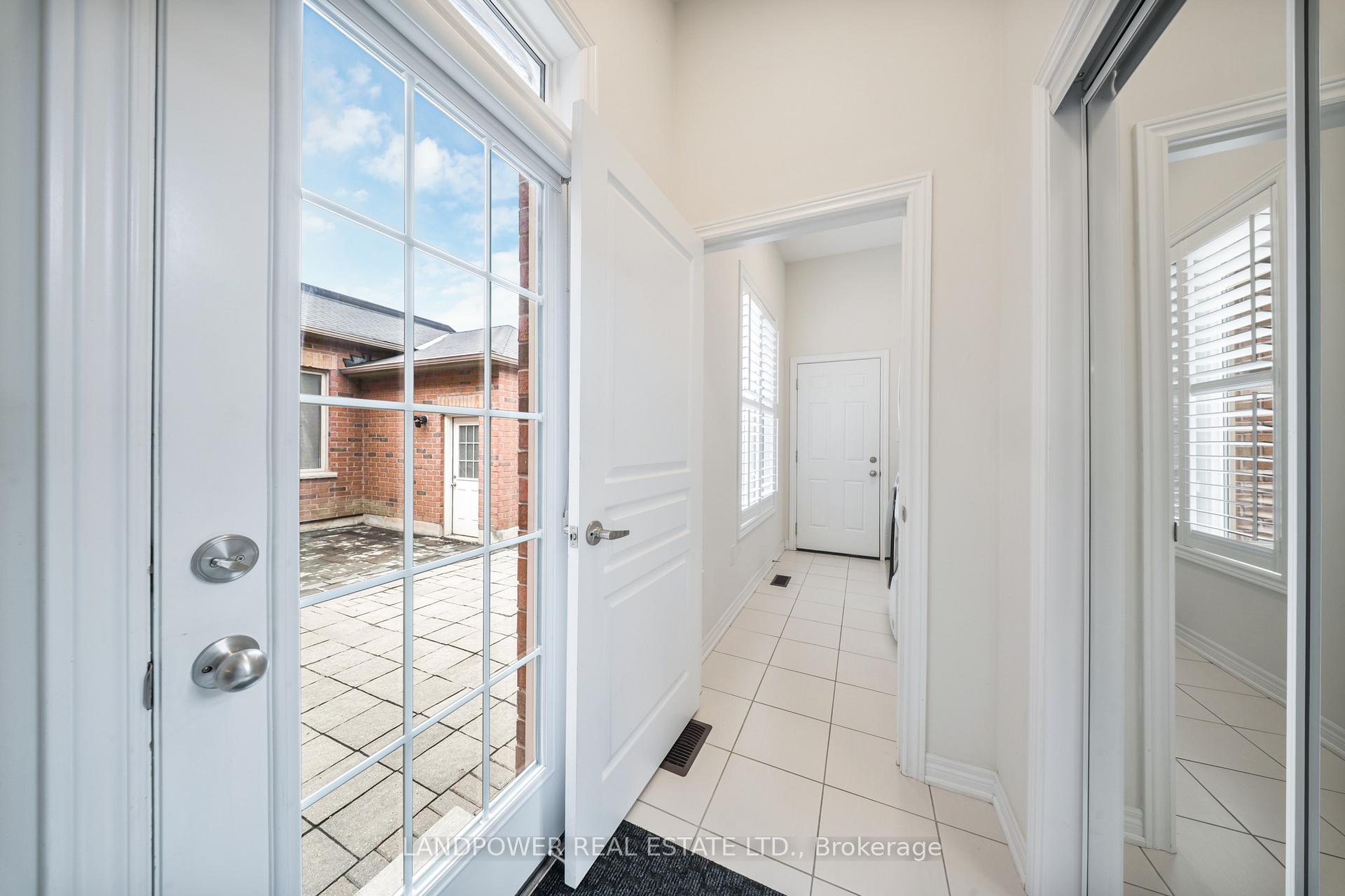Photo 15 of 60 William Berczy Boulevard, Markham, Berczy — HOMEH