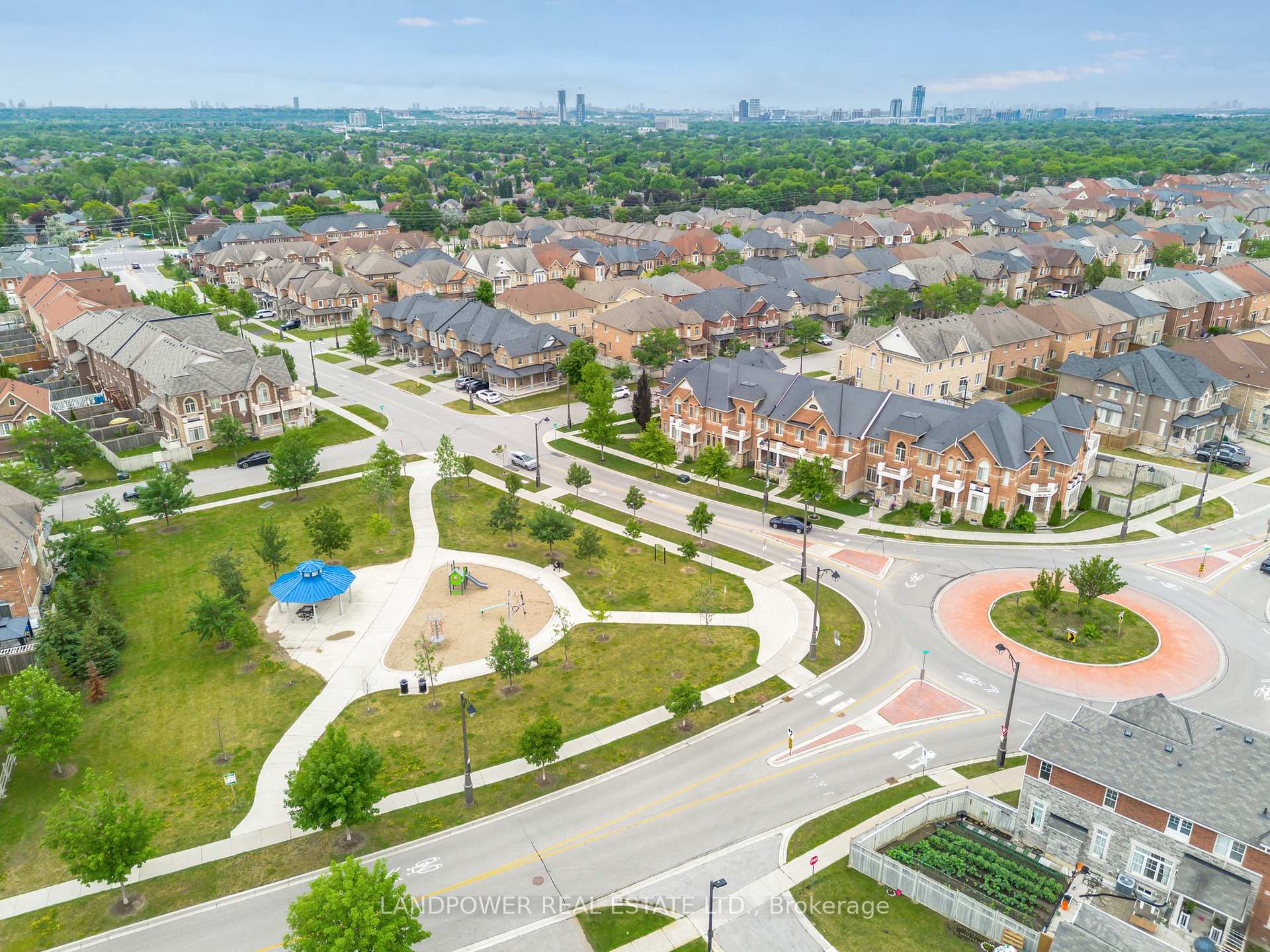 Photo 43 of 60 William Berczy Boulevard, Markham, Berczy — HOMEH