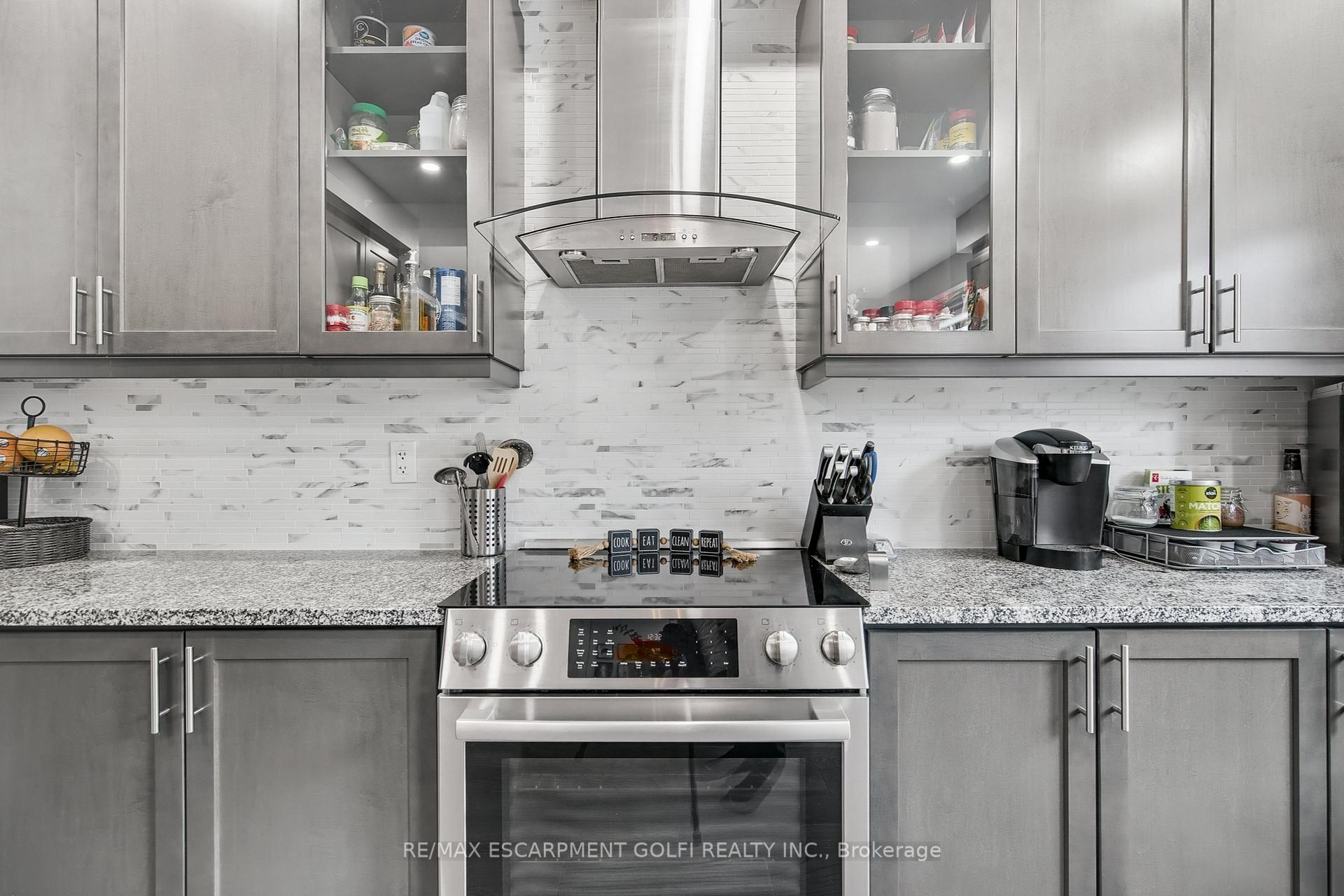 Photo 15 of 3339 Vardon Way, Oakville, Glenorchy — HOMEH